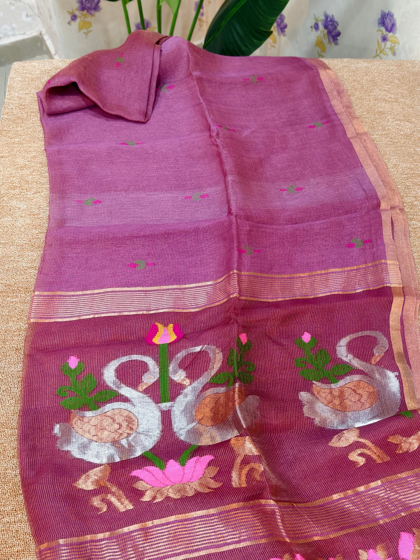 Handloom Linen Silk Tissue Jamdhani -Swan design - Image 4
