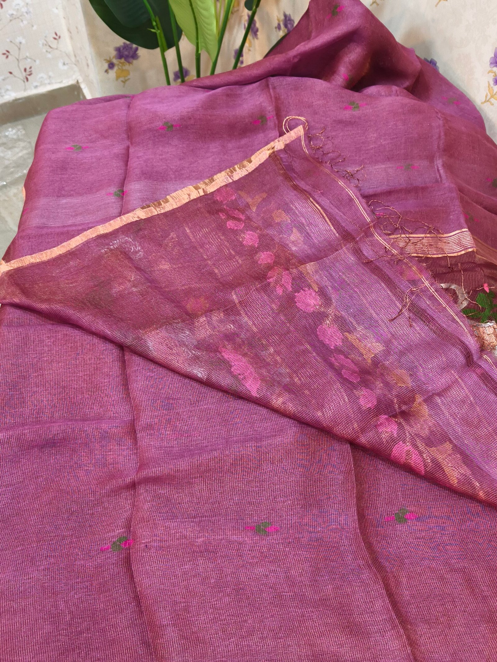 Handloom Linen Silk Tissue Jamdhani -Swan design - Image 5