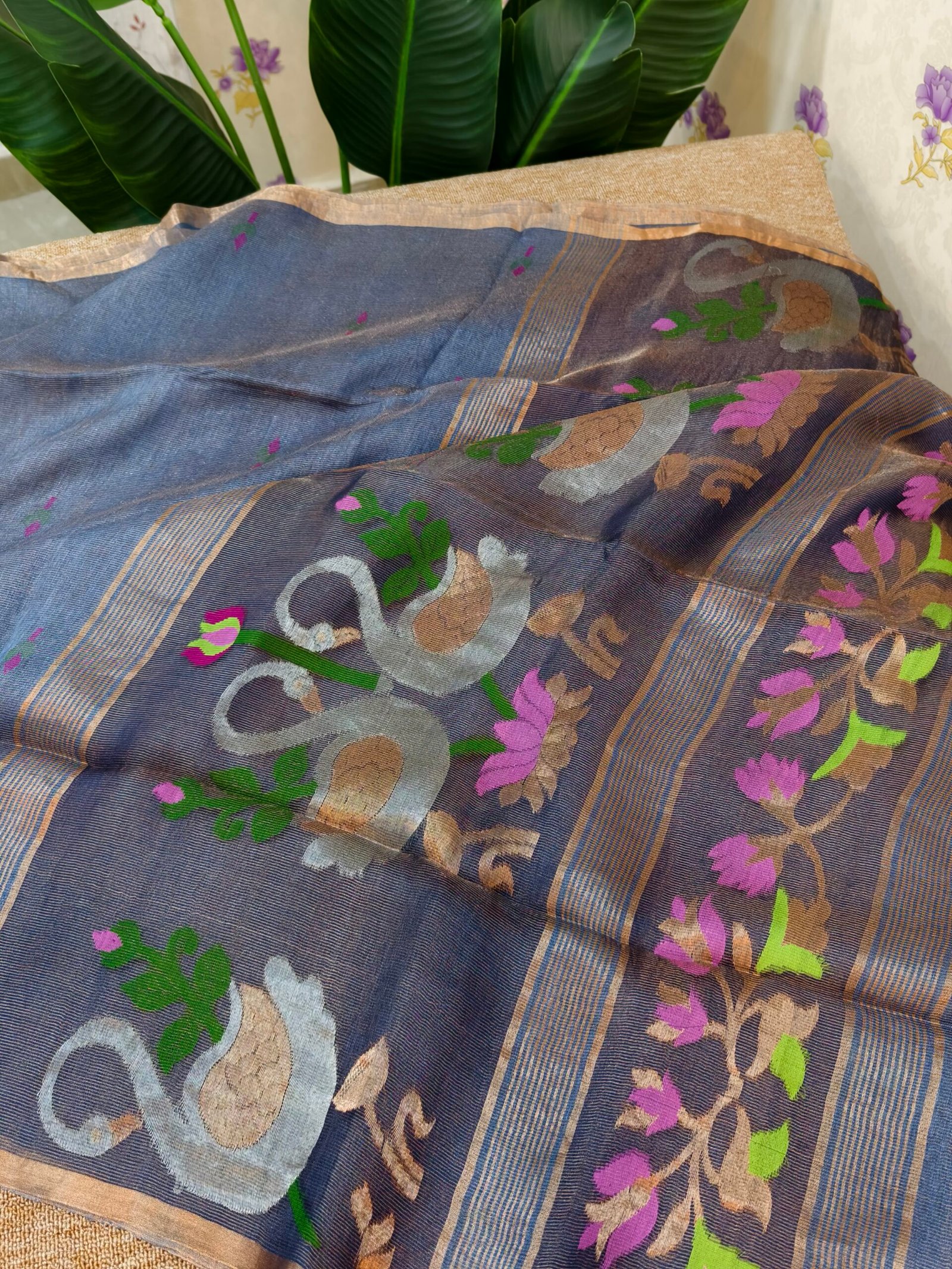 Handloom Linen Silk Tissue Jamdhani -Swan design
