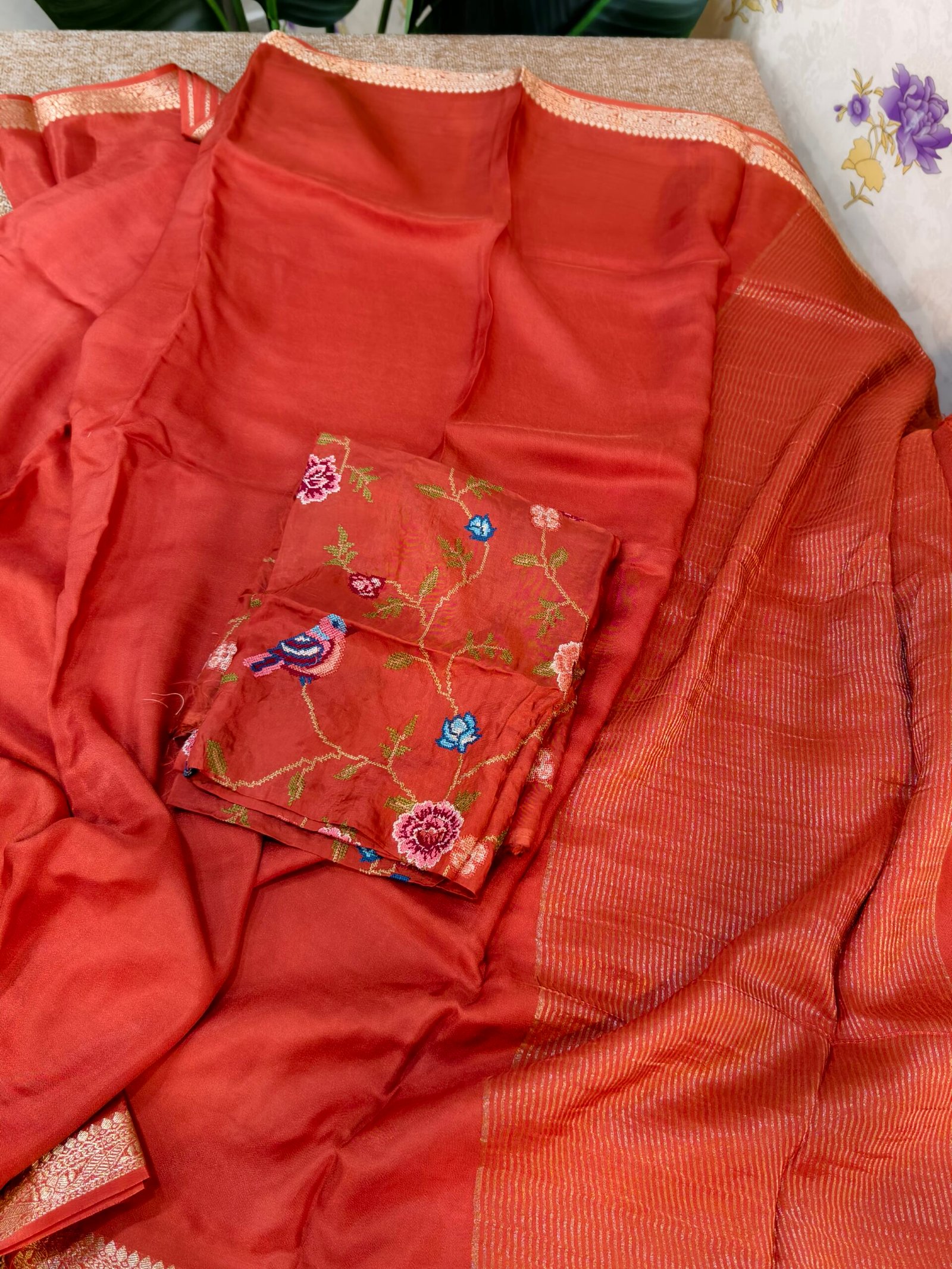 Premium mysore crape silk saree - Image 2