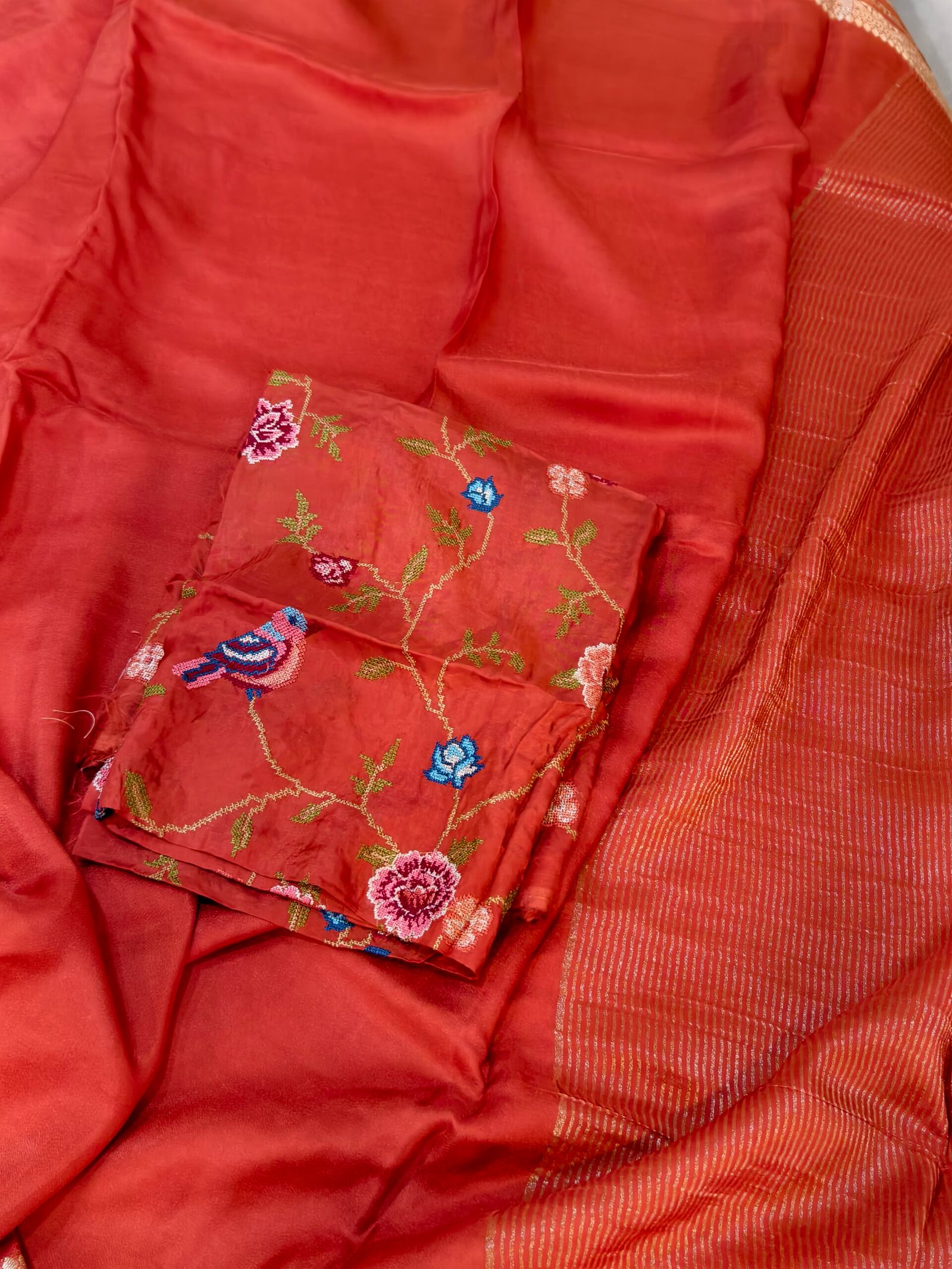 Premium mysore crape silk saree - Image 3