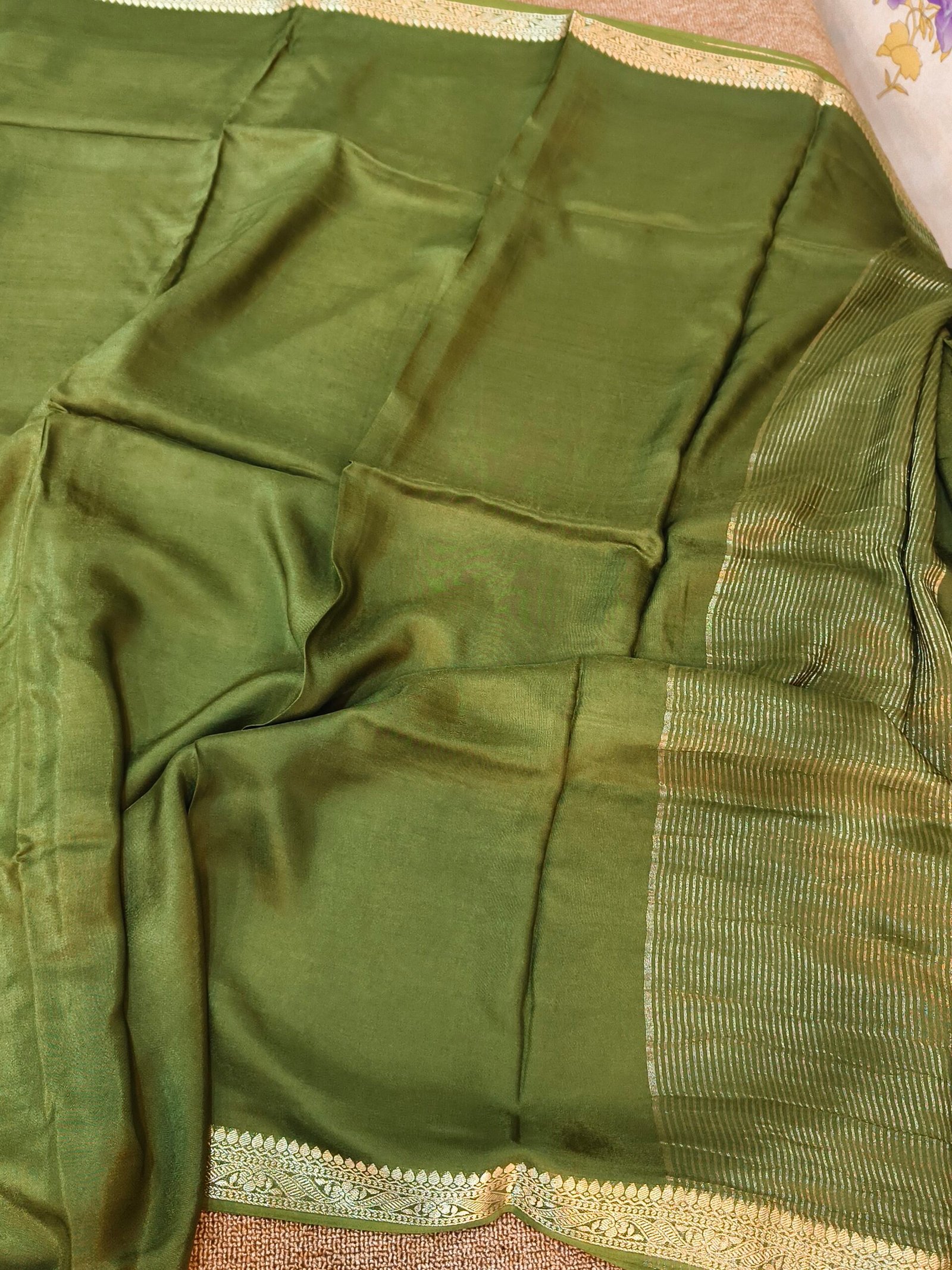 Premium mysore crape silk saree - Image 2