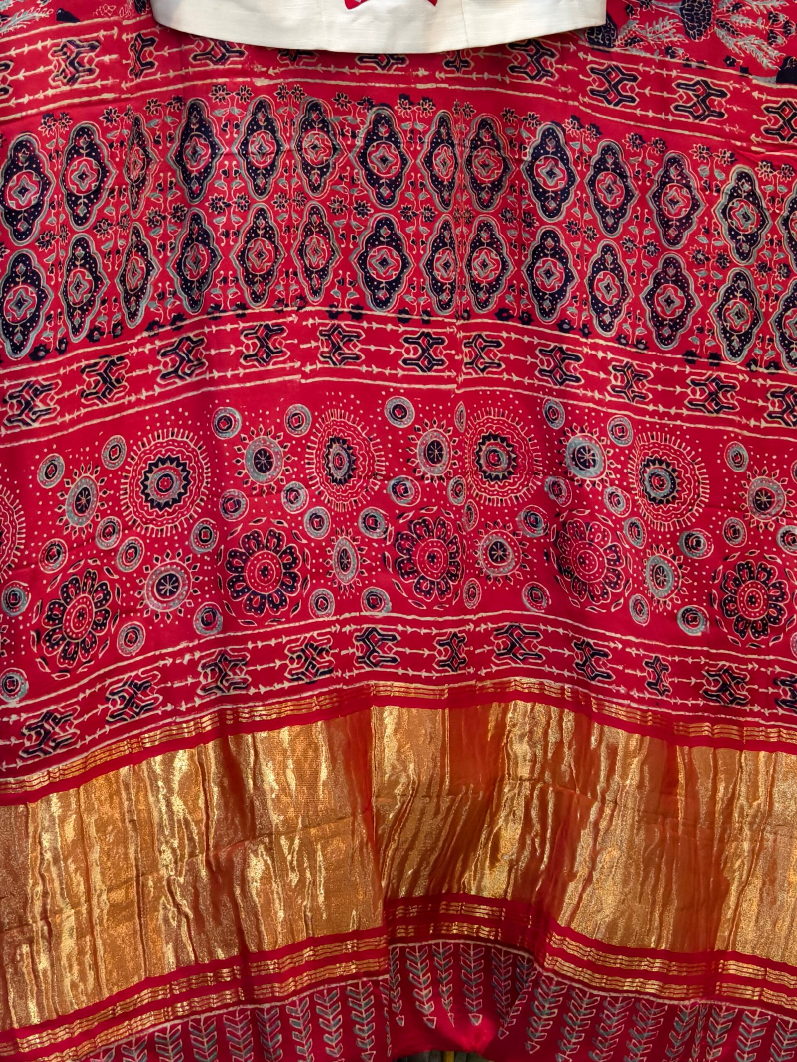 Handmade azrak model silk saree - Image 3
