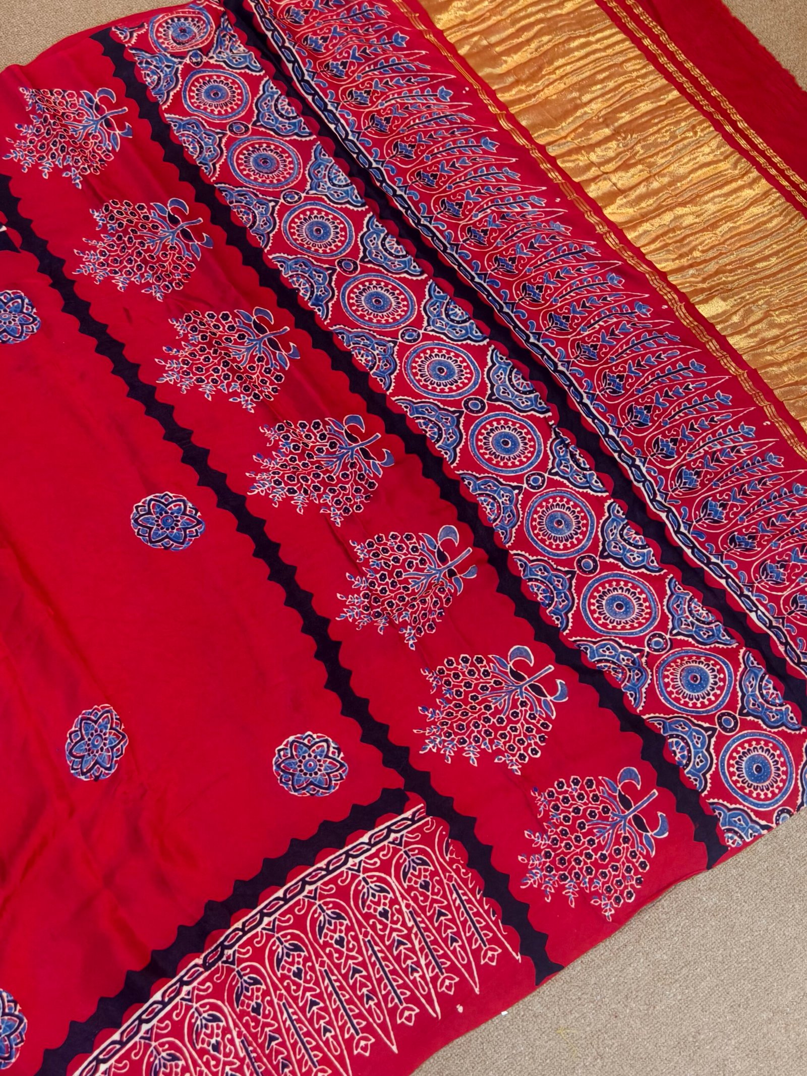 Handmade azrak model silk saree - Image 3