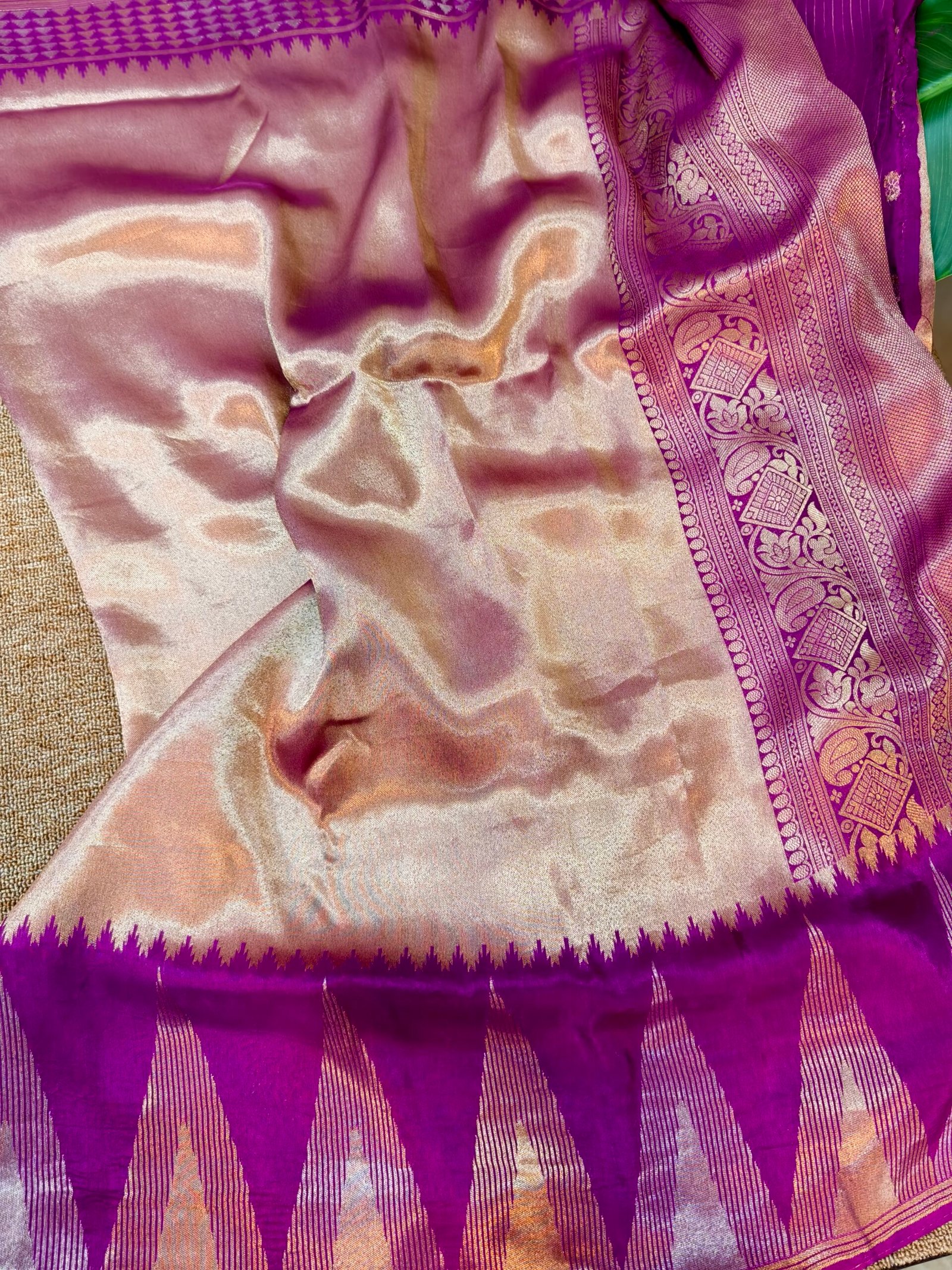 Banarasi temple border tissue saree