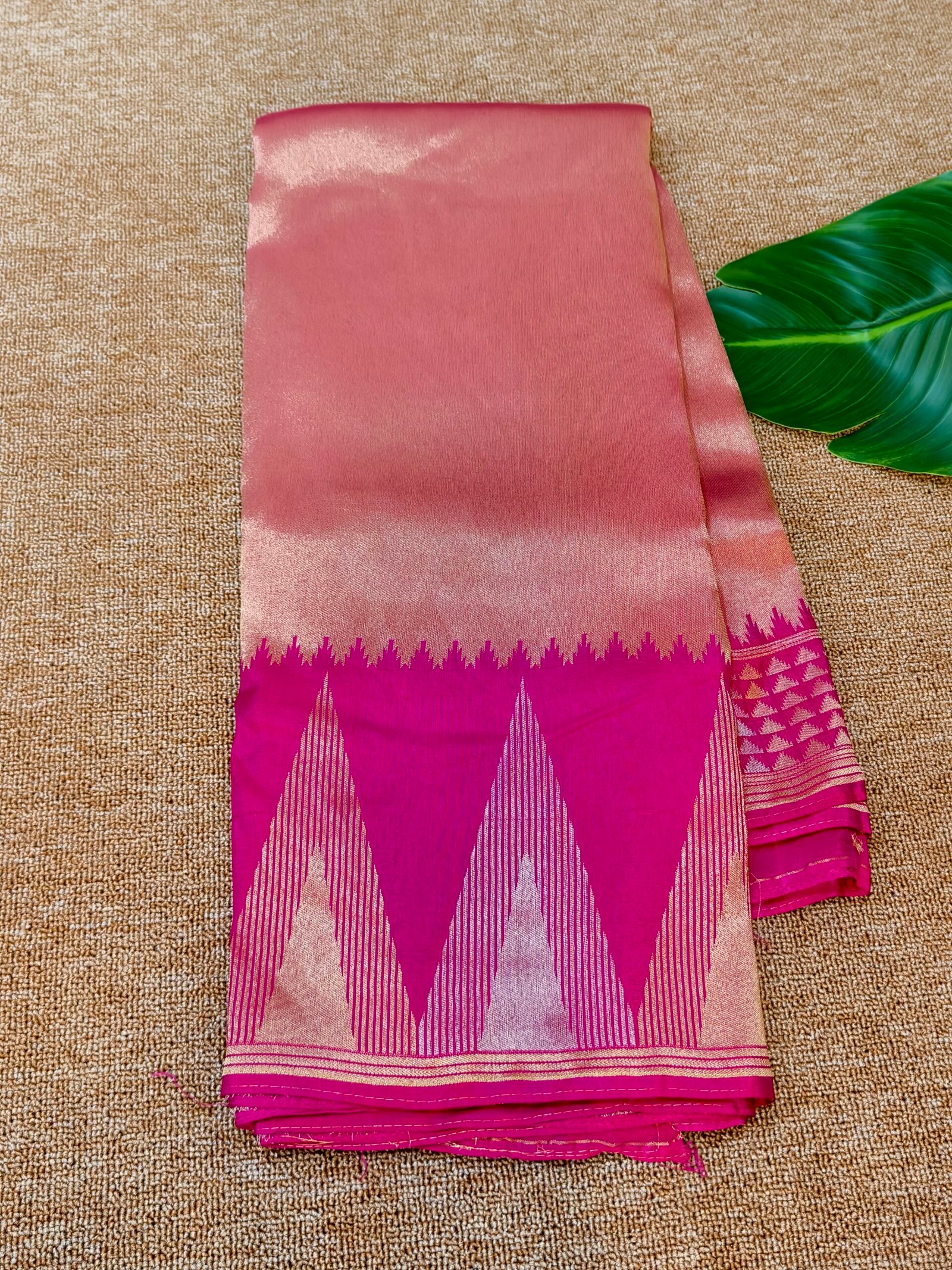 Banarasi temple border tissue saree - Image 2